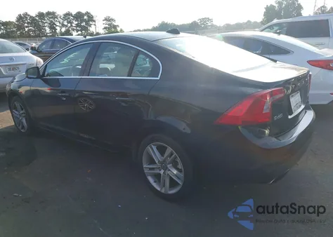 2014 Volvo S60 T5 z USA, uszkodzony, nr VIN YV1612FS0E1290215